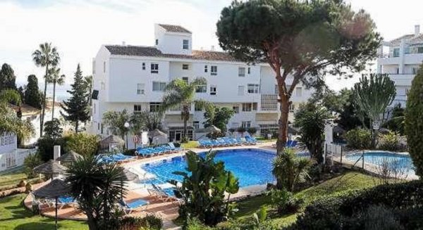 La autopsia confirma el ahogamiento de un padre y dos de sus hijos en una piscina de Mijas