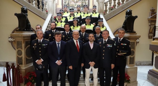 La Policía de Málaga incorpora 10 nuevos agentes tras tomar posesión como funcionarios públicos