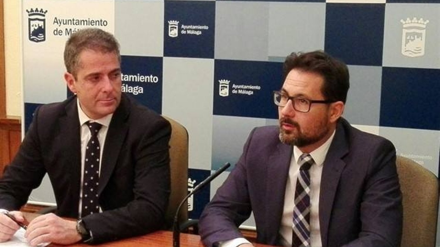De la Torre restituye a Pomares en el equipo de gobierno tras producirse el archivo del caso Villas del Arenal