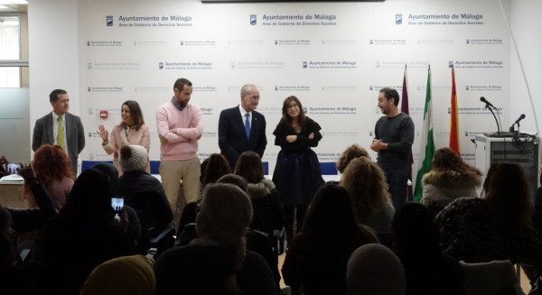 El Ayuntamiento de Málaga desarrolla un programa de formación profesional incentivada para mujeres víctimas de violencia de género
