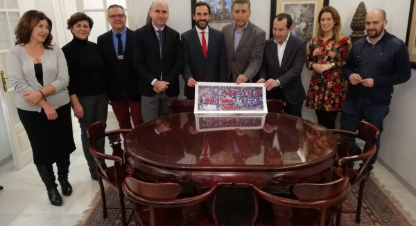 El PSOE de Málaga reclama la Medalla de Andalucía para Eugenio Chicano