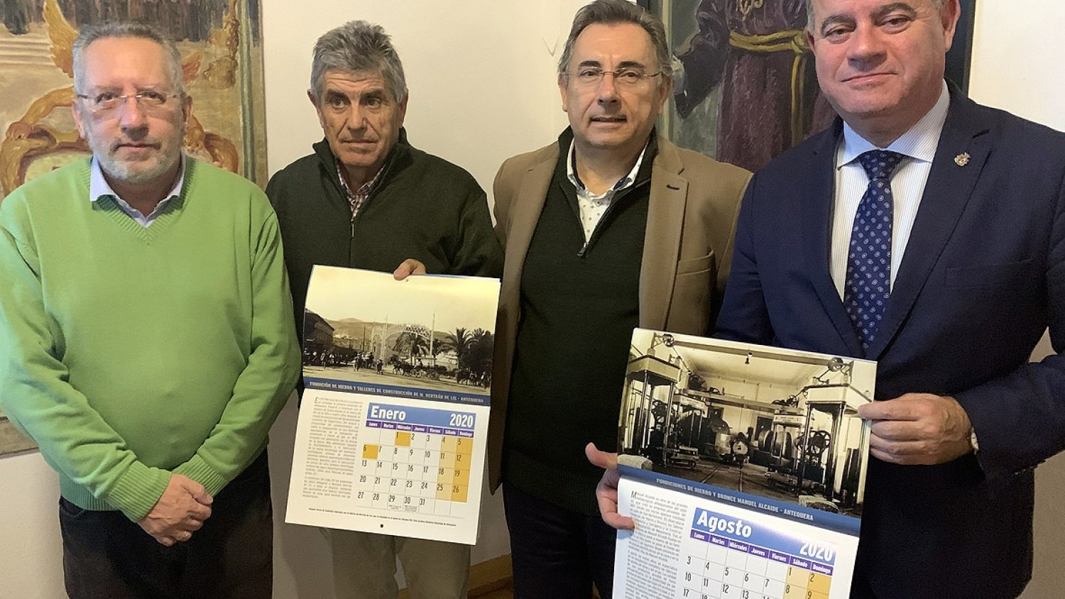 Presentado en Antequera el calendario 2020 de la Asociación en Defensa de las Chimeneas y el Patrimonio Industrial de Málaga
