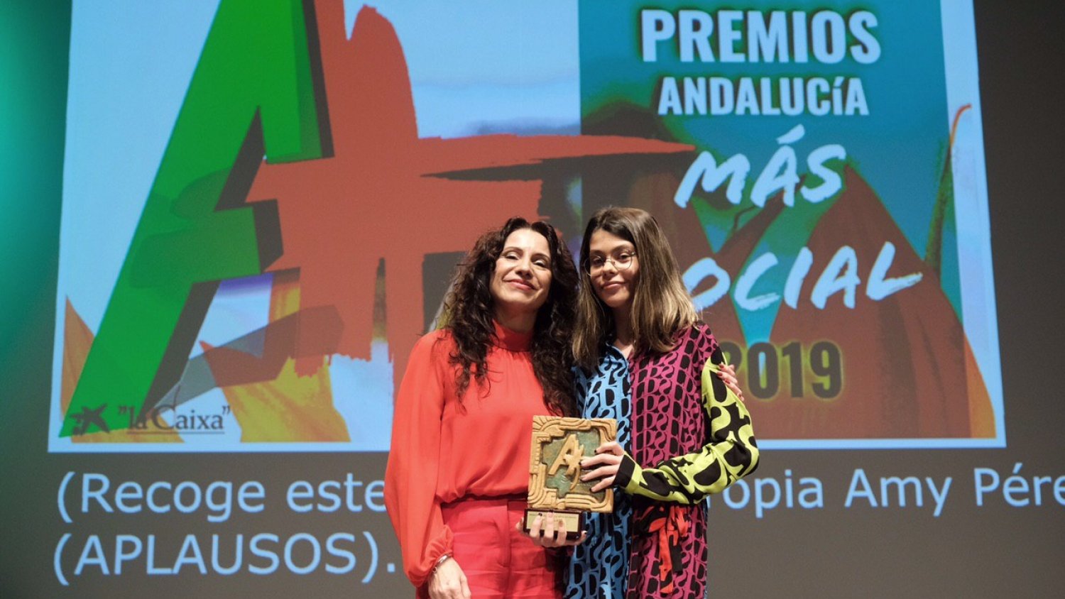 Amy Pérez, Pasaje Begoña y el Ayuntamiento de Estepona recogen el Premio 'Andalucía + Social' 2019