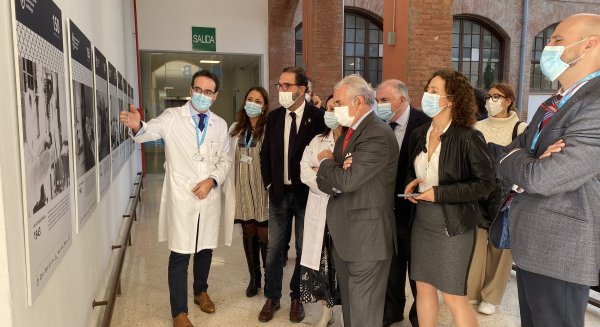El Hospital Civil inaugura una exposición que recorre sus 150 años de historia