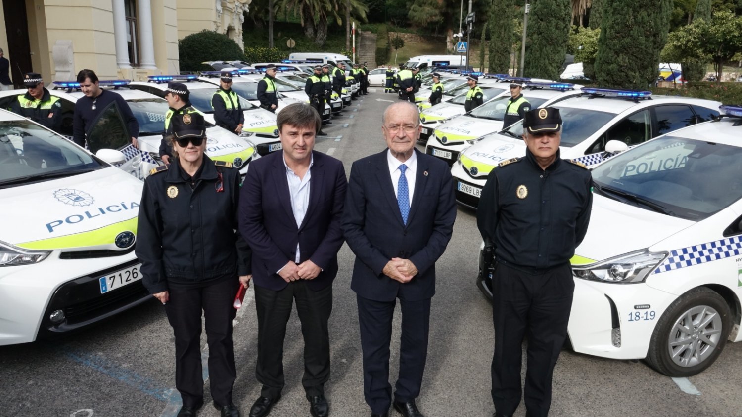 La Policía Local de Málaga presenta 30 nuevos vehículos