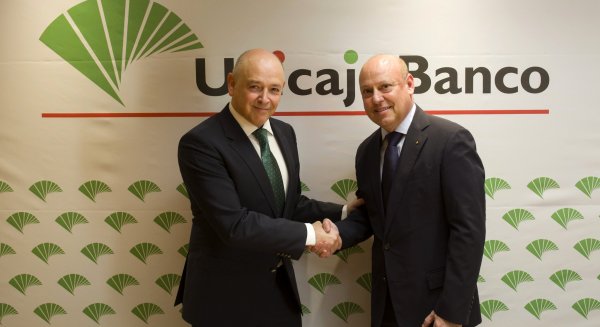 Unicaja Banco y La Gota Roja de Málaga trabajarán para concienciar a los jóvenes de la necesidad de donar sangre
