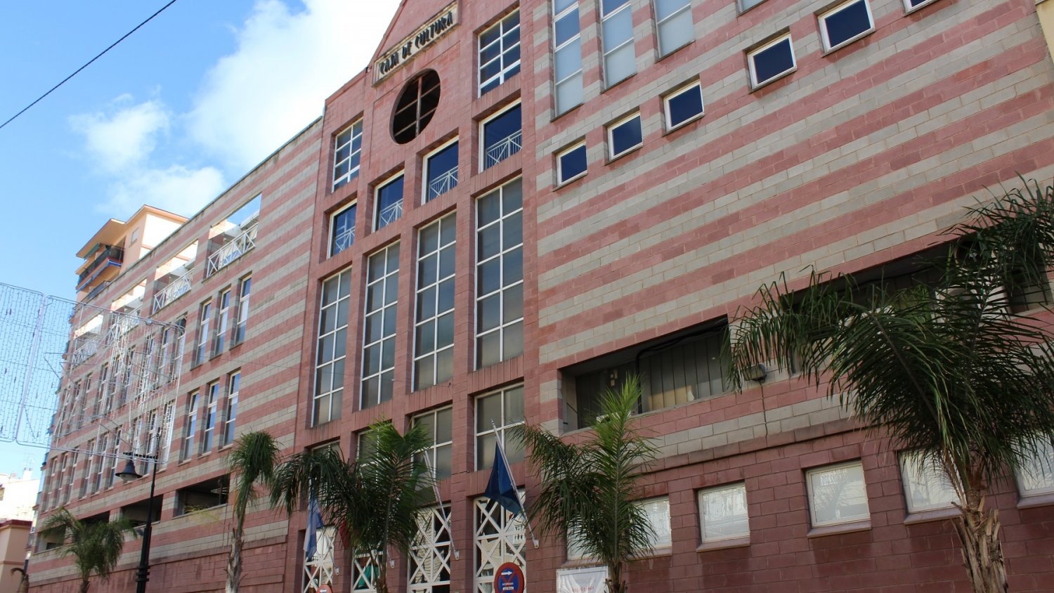 Fuengirola promueve la ciencia entre los más pequeños con la actividad ‘Experinventos locos por el medio ambiente’