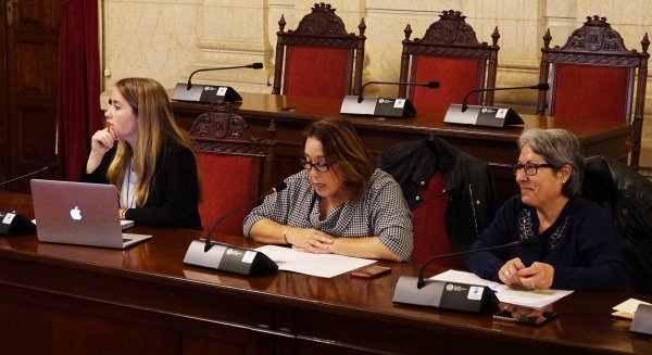 El PSOE pide al PP que 