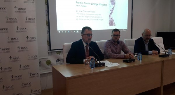 La AECC destina el Premio Carmen Lavigne Hinojosa a financiar en Málaga un proyecto de investigación de cáncer de mama