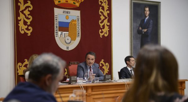 El alcalde de Torremolinos propone que el municipio se sume y comprometa con las recomendaciones de la Cumbre del Clima