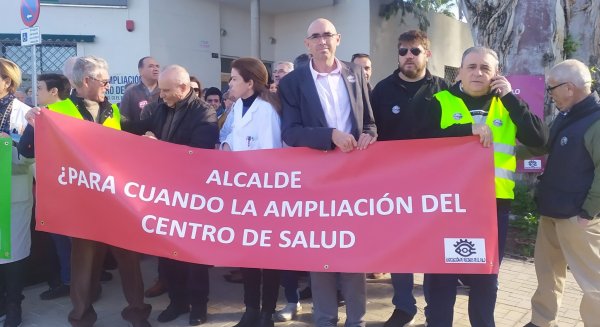 Adelante Málaga presenta en el Ayuntamiento peticiones civiles para ampliar el centro de salud de El Palo