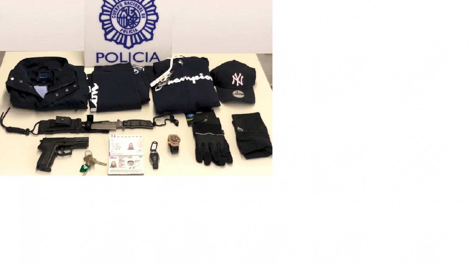 Detienen a dos miembros de uno de los eslabones de una red dedicada a estafar suplantando identidades