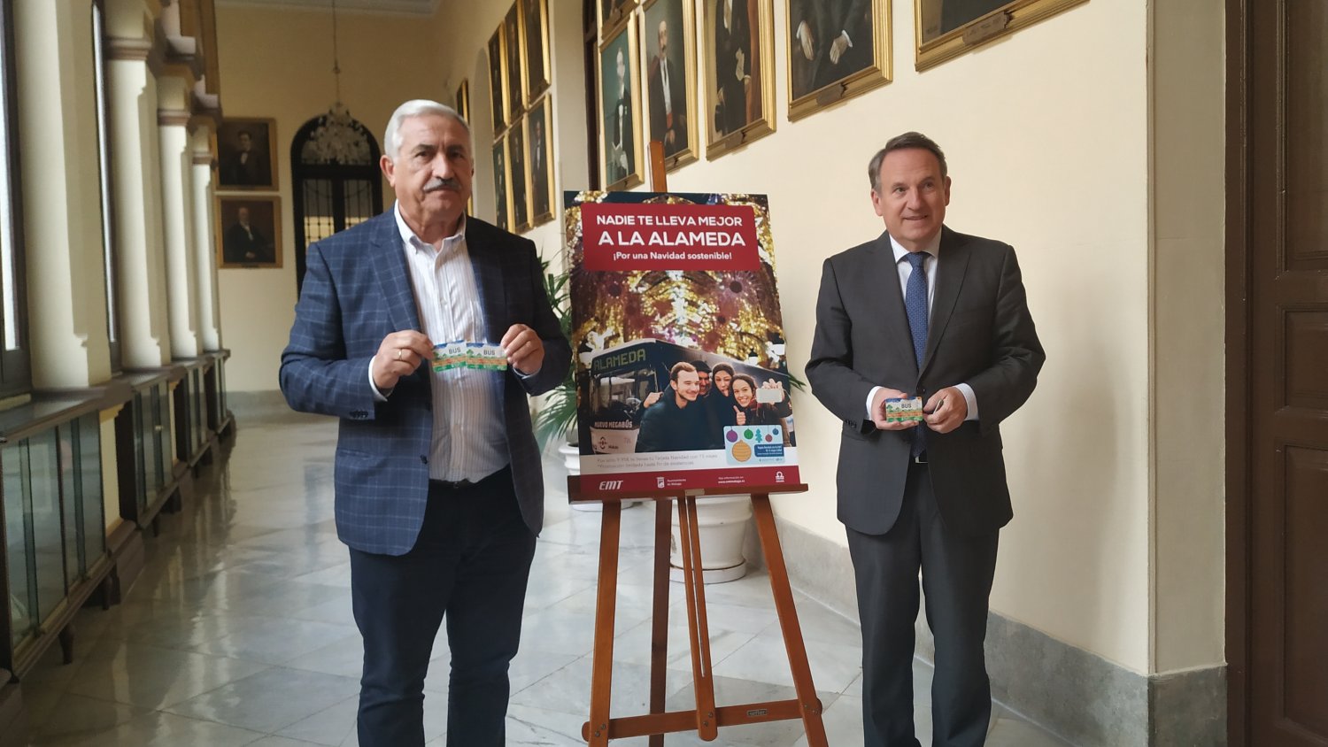Málaga lanza 10.000 abonos de autobús con descuento para fomentar la movilidad sostenible en Navidad