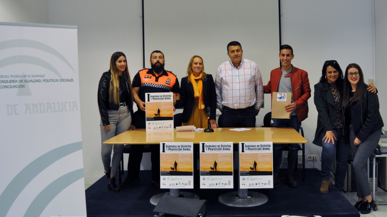 El Instituto Andaluz de la Juventud presenta la  primera Jornada de “Juventud y Protección Animal” de  Moclinejo