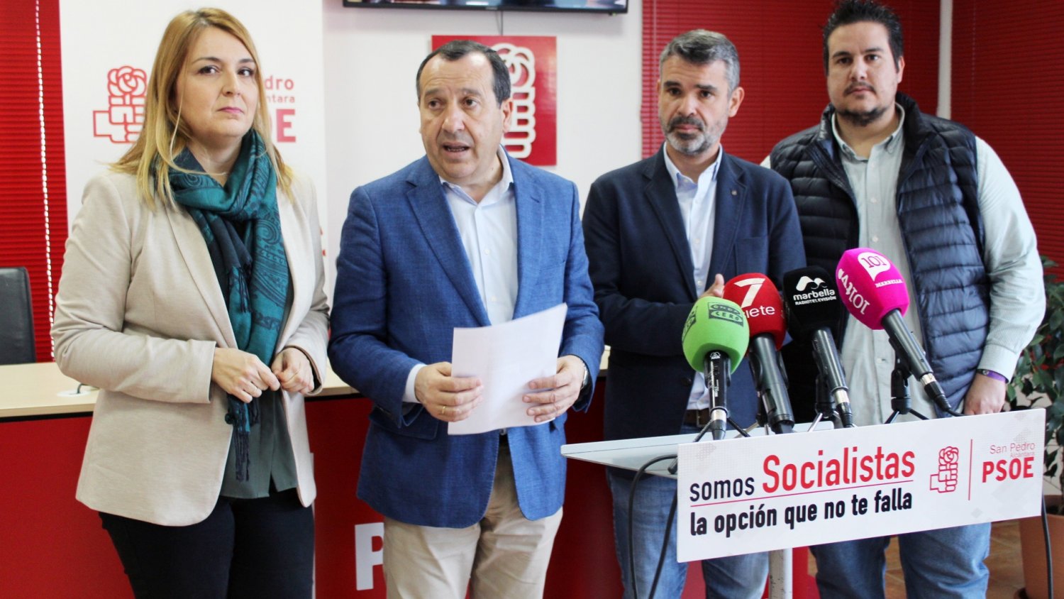 El PSOE pide a la Junta destituir a Moreno Verdugo como gerente del área sanitaria de la Axarquía