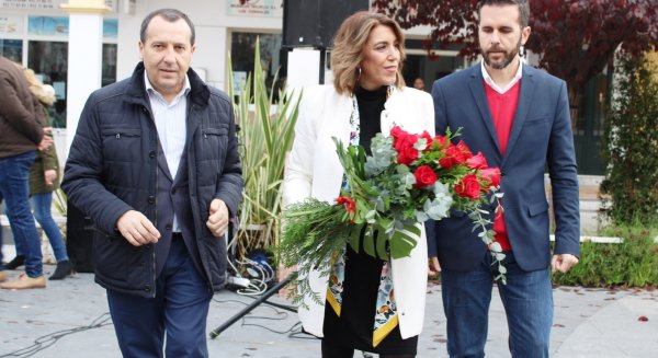 Susana Díaz indica que con el 4D se mantiene 