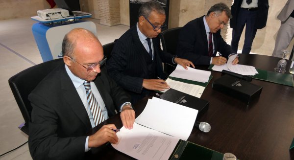 Los puertos de Málaga, Tenerife y Tánger firman un convenio para promover el tráfico de cruceros