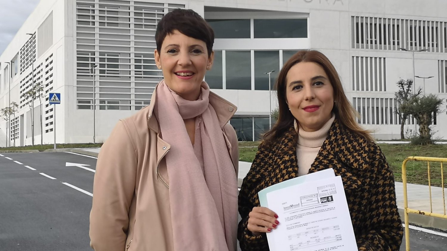 El PSOE presenta en Estepona las enmiendas al presupuesto de la Junta para abrir ya 