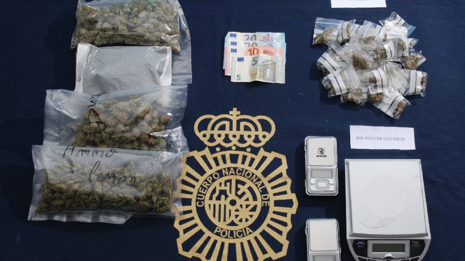 Desarticulado un punto de venta de marihuana en un club de Fuengirola que ya había sido clausurado una semana antes