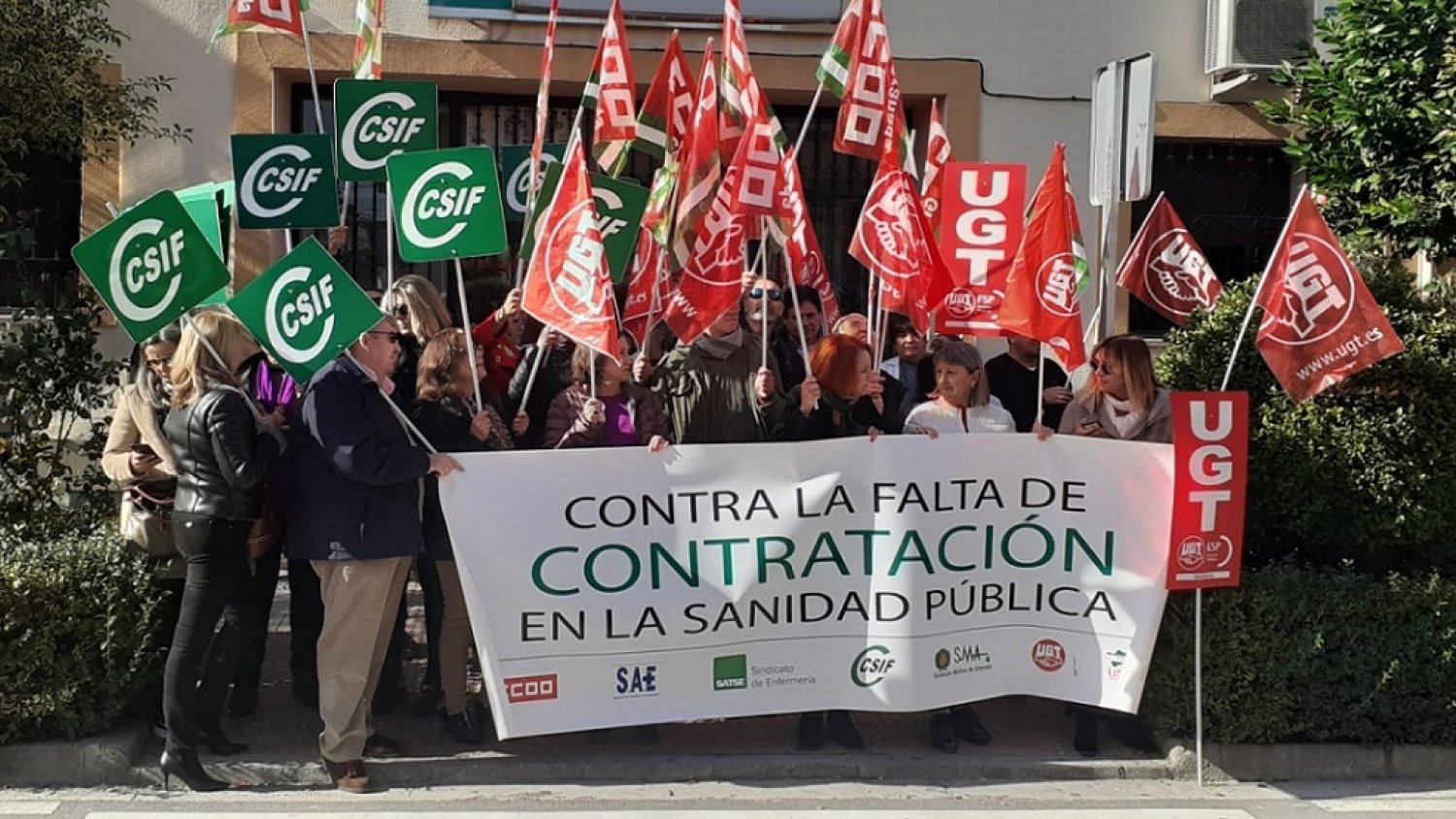 CCOO, UGT y CSIF suspenden las movilizaciones tras la oferta de diálogo de la Consejería de Salud