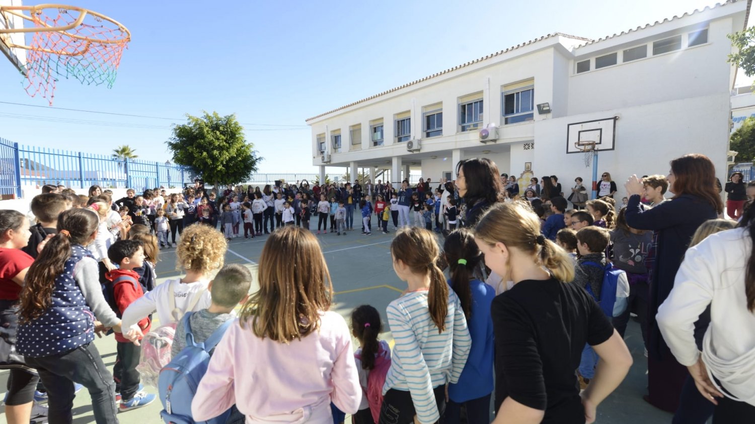El Ayuntamiento de Torremolinos amplía el patio del CEIP Albaida en La Carihuela