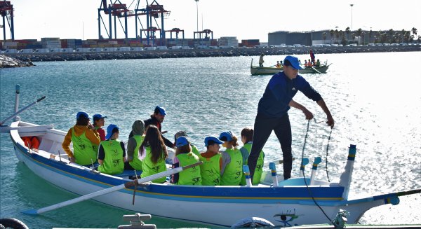 Diputación de Málaga impulsa talleres de remo para jóvenes de la provincia