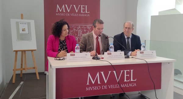Vélez-Málaga reúne a expertos arqueólogos de la provincia en la presentación de la revista Mainake