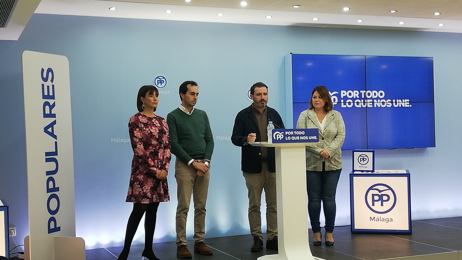 Los populares sostienen que el PSOE dinamitará el modelo educativo como peaje de su pacto con la izquierda