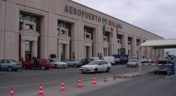 Detienen a un hombre que intentaba salir de España con documentación falsa