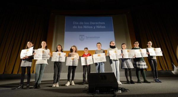 Los escolares de Torremolinos celebran con un acto el ‘Día Internacional de los Derechos del Niño y la Niña’