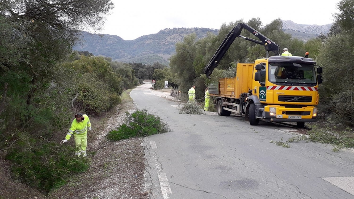 El Consejo de Gobierno destina dos millones a contratos de emergencia en carreteras de Málaga
