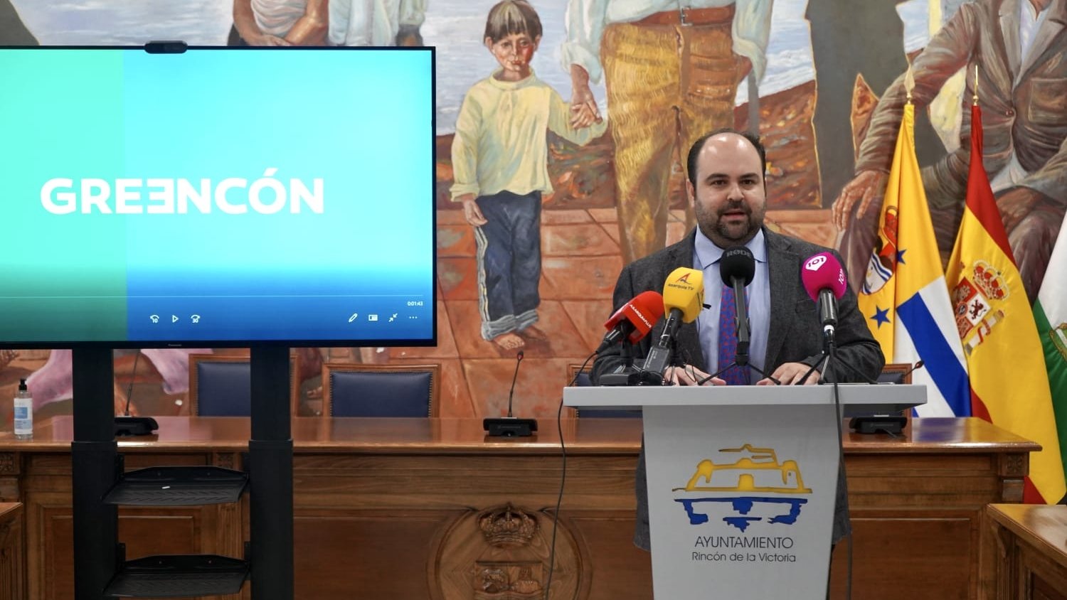 Rincón de la Victoria lanza una campaña informativa del uso del contenedor marrón