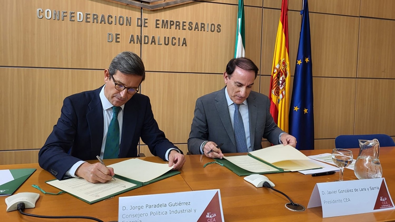 Junta y CEA acuerdan medidas para modernizar e impulsar los espacios productivos de Andalucía