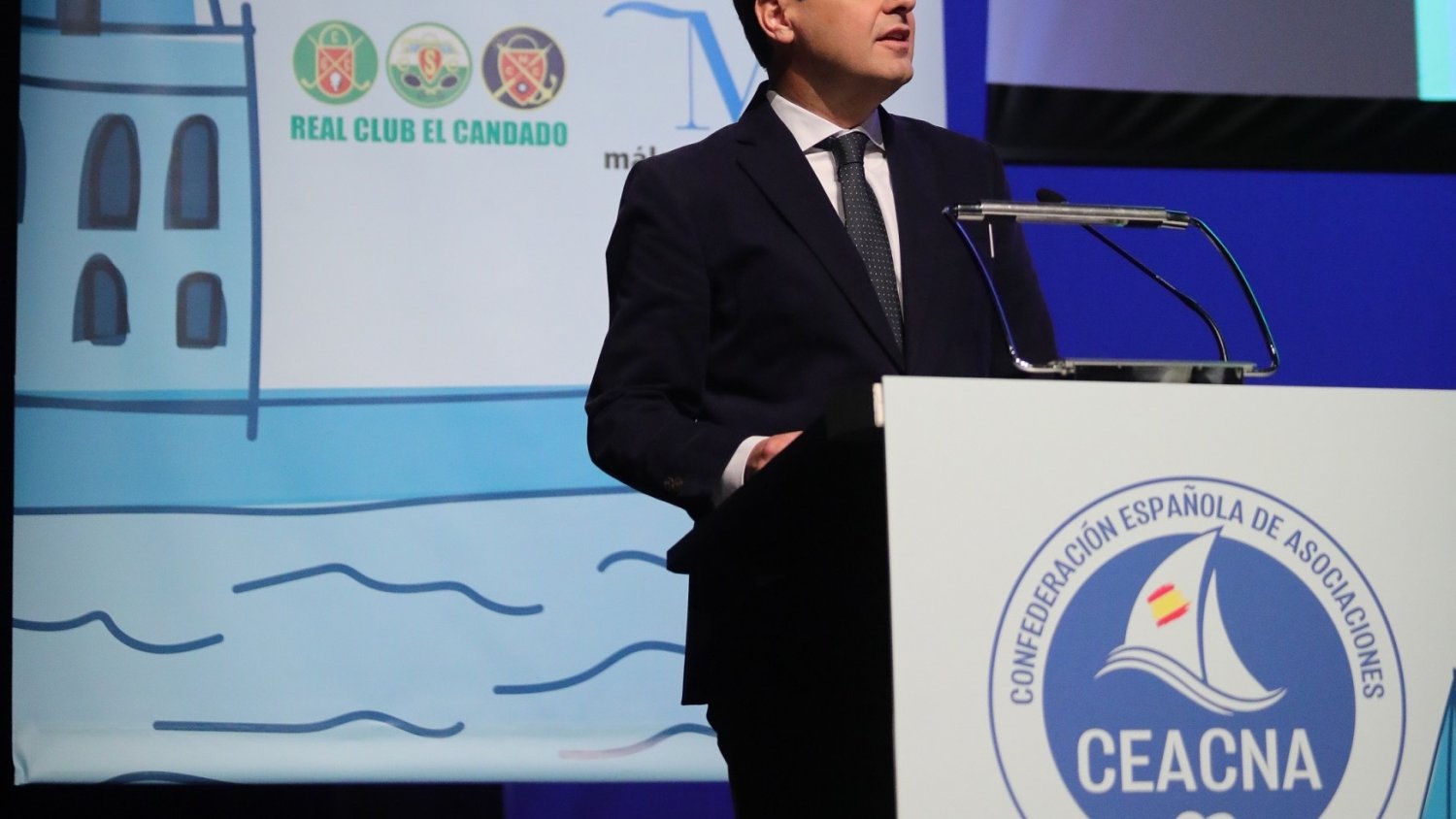 Moreno apuesta por el desarrollo potencial del sector náutico en Andalucía y lamenta que gobiernos anteriores vivieran de perfil al mar