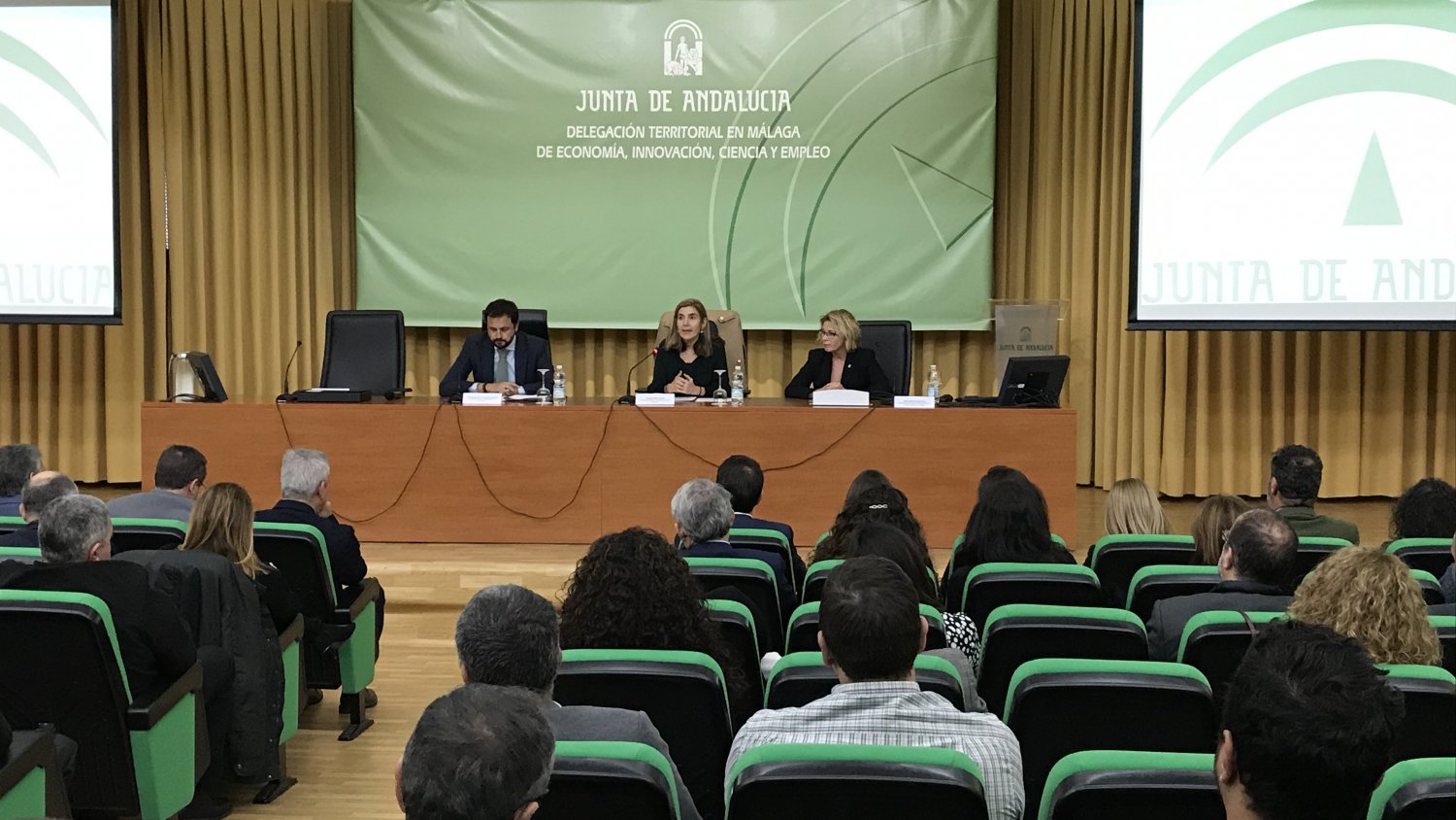 Un informe señala hasta 90 competencias profesionales que demanda el tejido empresarial malagueño