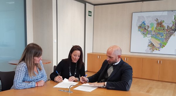 Ayuntamiento de Málaga e 'Iniciativa Internacional Joven' avanzan en la concesión de una parcela para fin socioeducativo