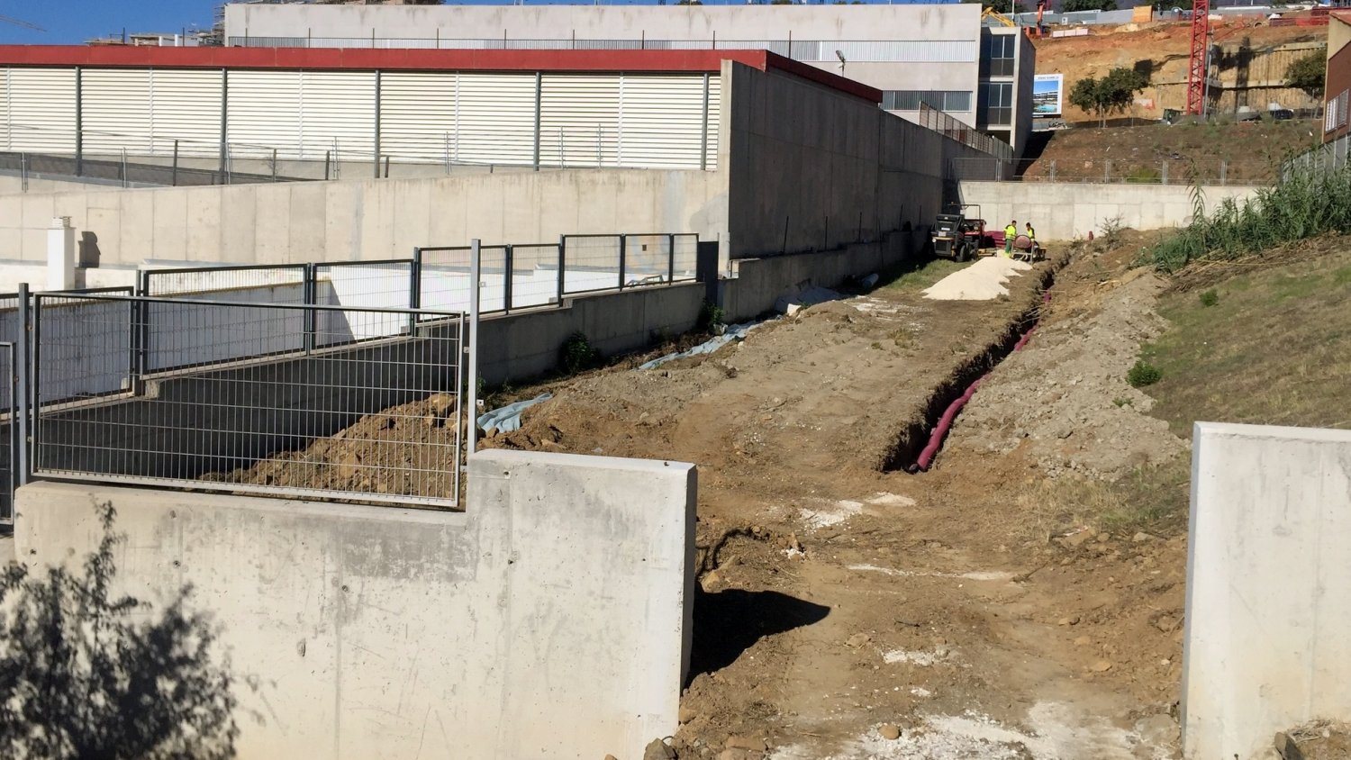 Estepona inicia las obras de construcción del primer huerto urbano escolar en el municipio