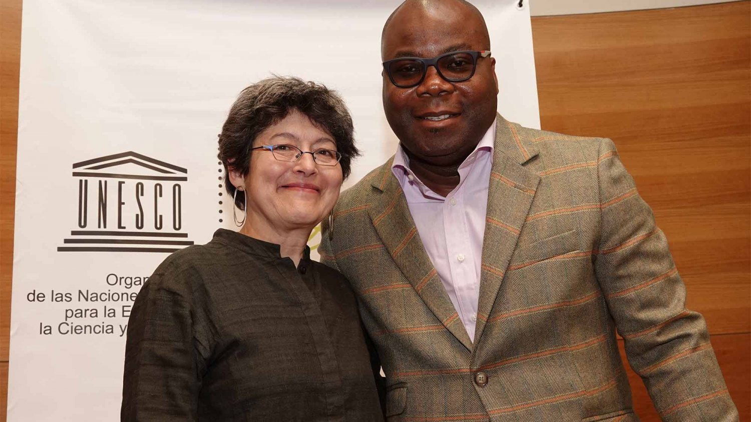 El periodista liberiano Rodney Sieh recibe el premio internacional libertad de prensa 2019