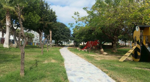 Rincón de la Victoria saca a licitación la conservación y mantenimiento de las zonas verdes públicas