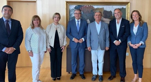 Costa del Sol y el Cuerpo Consular se unen para trabajar en el desarrollo económico, el empleo y el turismo de la provincia