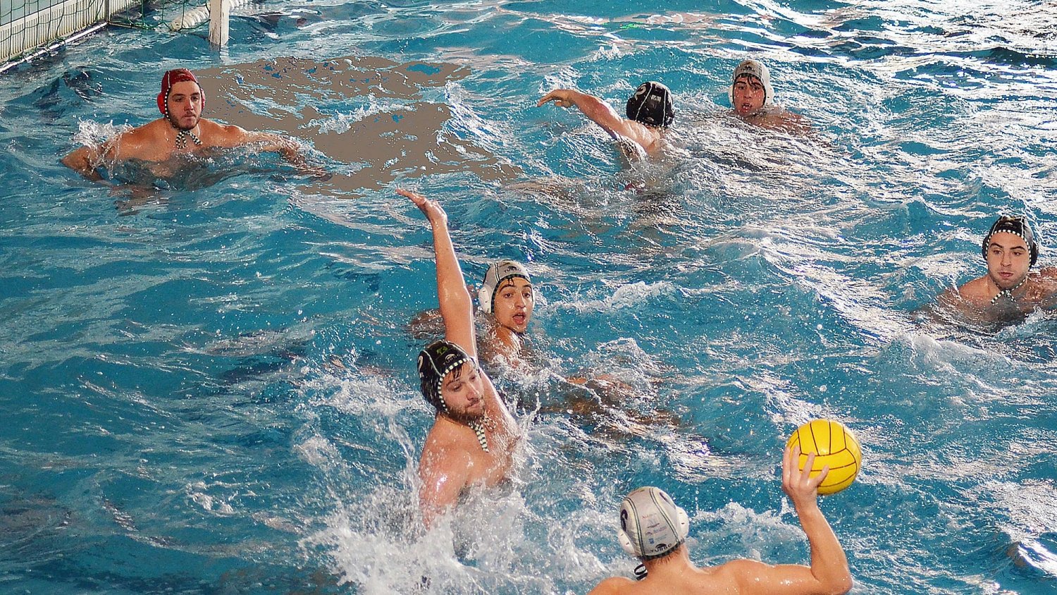 El Waterpolo Málaga busca cerrar el año con una victoria frente a su afición