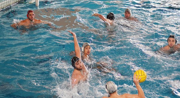 El Waterpolo Málaga busca cerrar el año con una victoria frente a su afición