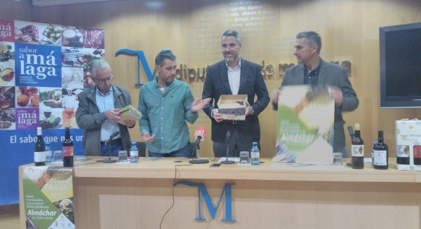 Maldonado (PP) asegura que el Mercado Moscatel de Almáchar pone en valor la uva pasa