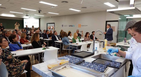 La Facultad de Turismo pone en marcha su nuevo laboratorio Enogastrónomico