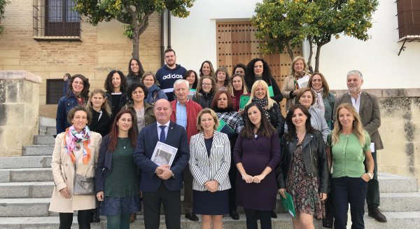 15 personas desempleadas se forman en gestión de alojamientos rurales en un taller de empleo