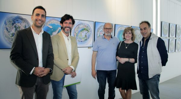 La Diputación alberga una exposición con imágenes áreas de los 103 municipios malagueños