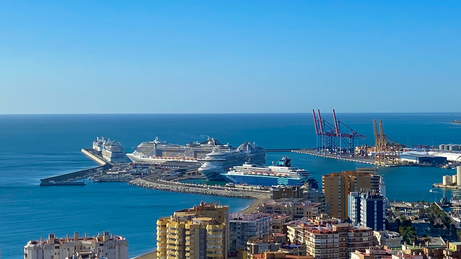 Cinco buques de crucero coinciden hoy en el Puerto de Málaga