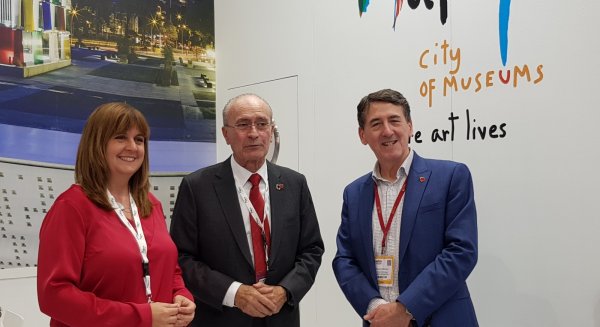Málaga renueva en la WTM de Londres su promoción con el operador cultural Kirker Holidays