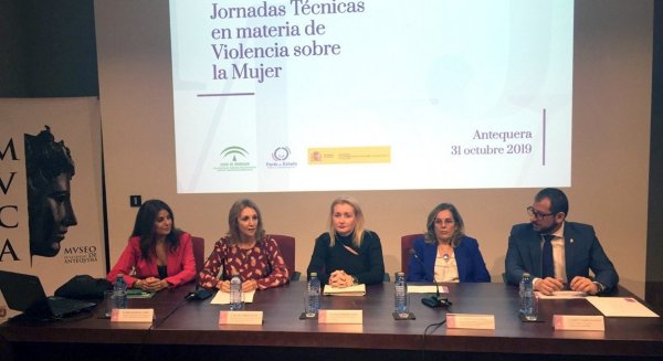 Los SAVA tramitaron en 2018 más de 4.200 expedientes relacionados con la violencia de género en Andalucía