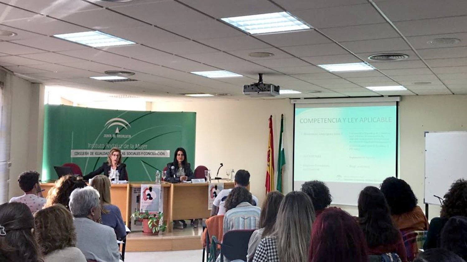 Málaga aborda en un foro la realidad de las mujeres migrantes en Andalucía